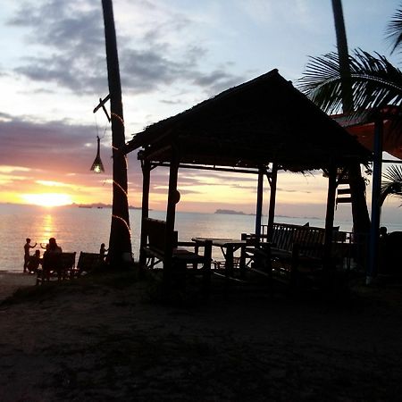 I Talay Beach Bar & Cottage Taling Ngam 외부 사진